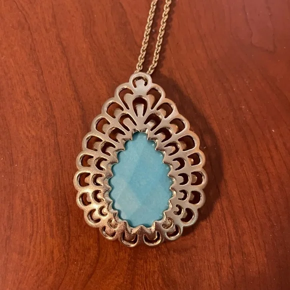 Kendra Scott Gold and Blue Pendant Necklace - Picture 2 of 5